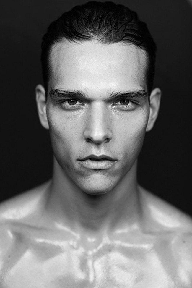 Alex Cunha торс