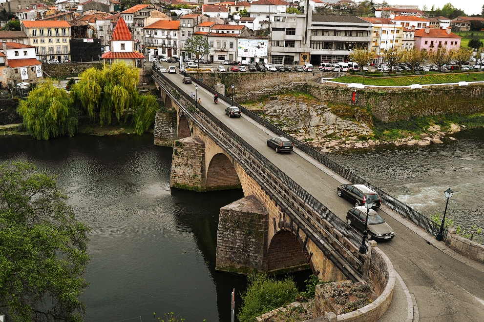gu-a-de-monumentos-de-un-trotamundos-stopover-ponte-medieval-de-barcelos