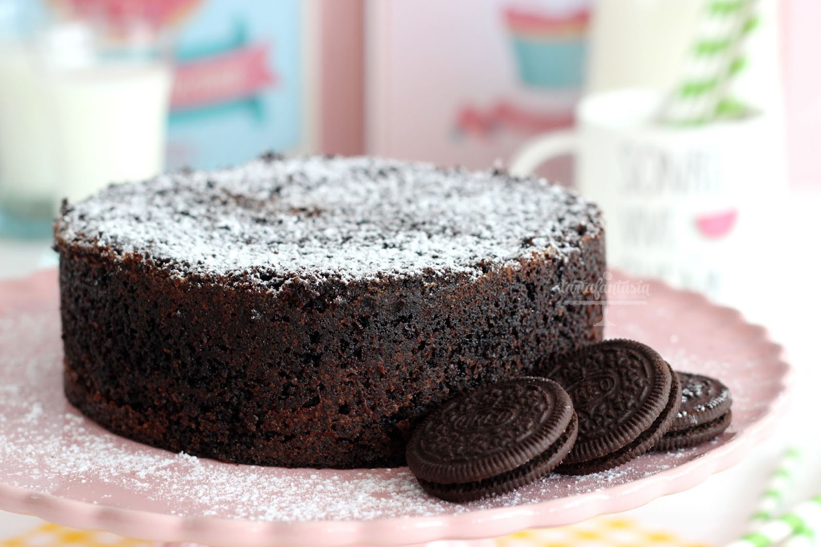 Cómo hacer un Bizcocho de Galletas Oreo - TartaFantasía