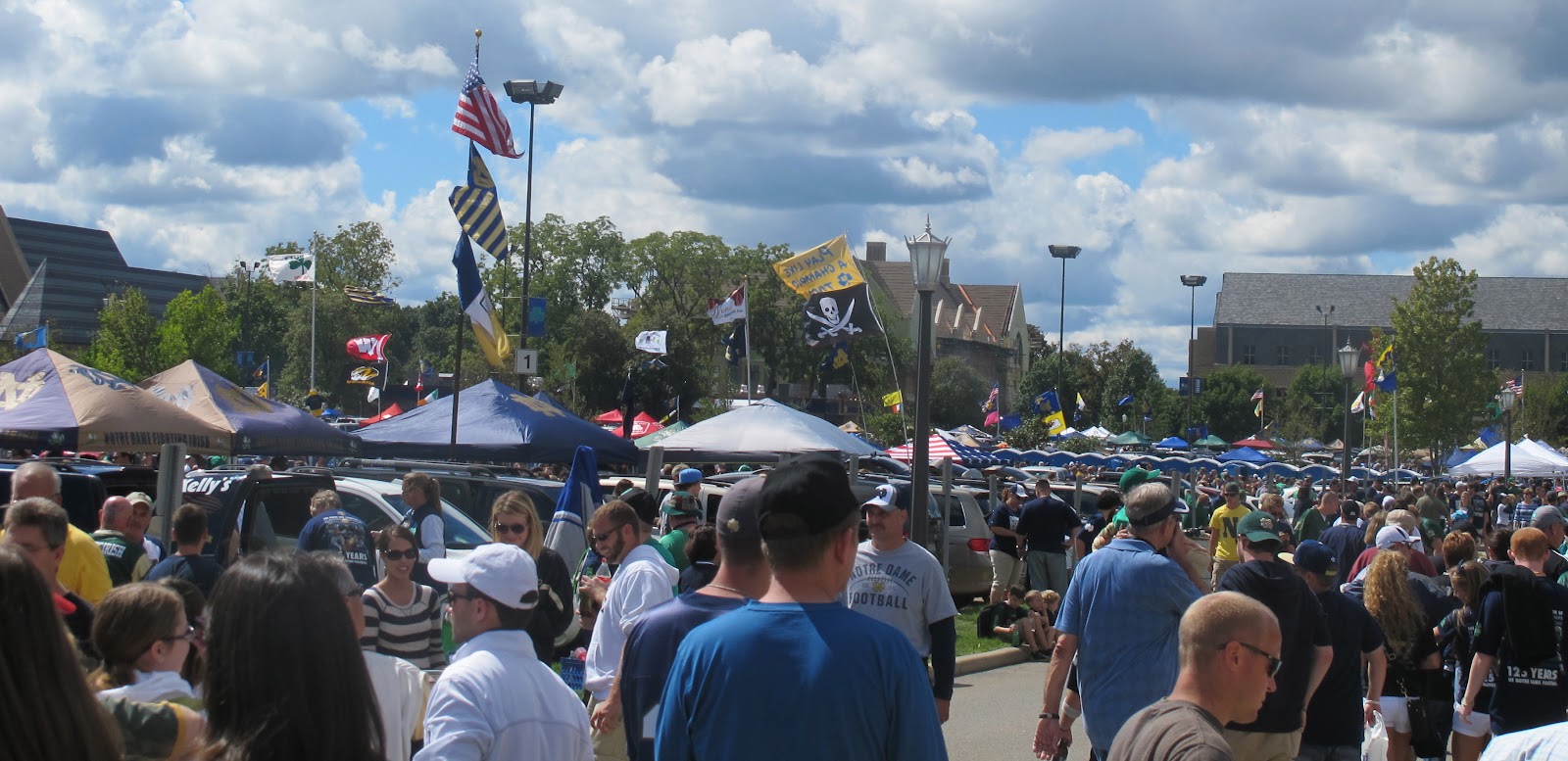 Rambles in Pursuit of Hoosierdom 46. Tailgate with the clergy at a