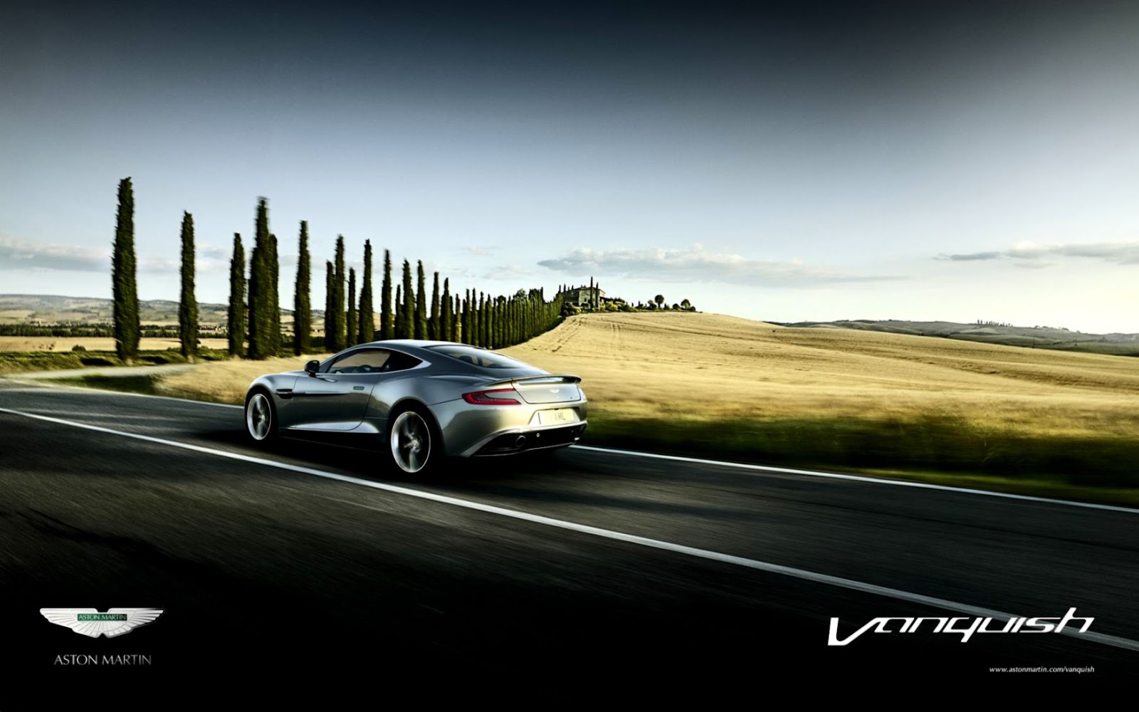 Aston Martin Vanquish 2013