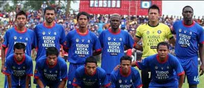 9 10 Klub Sepakbola Terkaya di Indonesia