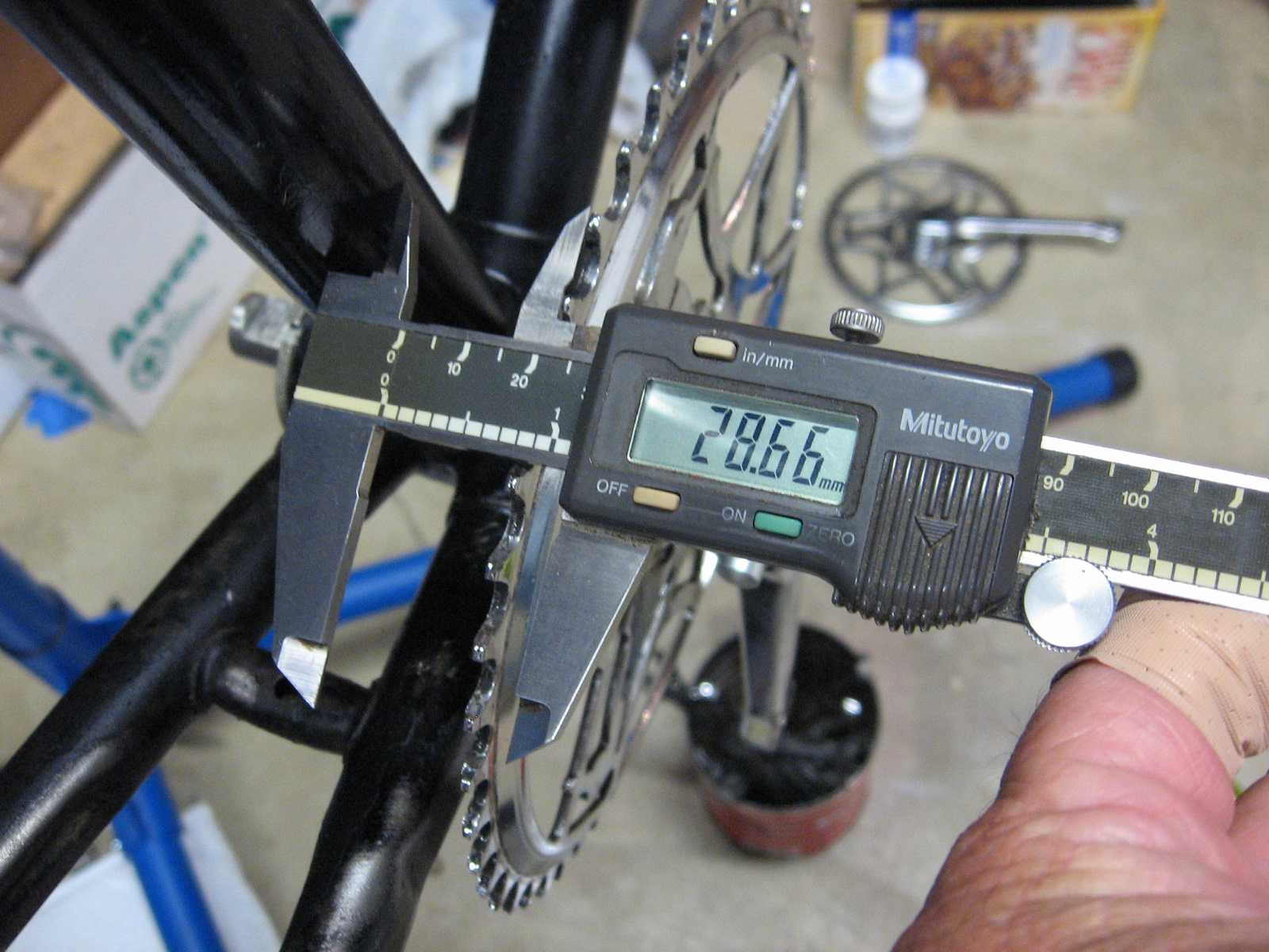 Classic Three Speeds Adjusting Chain Line on the Sturmey Archer AW hub