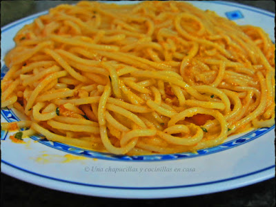 Espaguetis Al Ajillo Con Salsa De Zanahoria Y Nueces