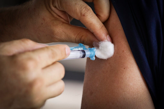Enfermagem na vacinação contra o Covid-19