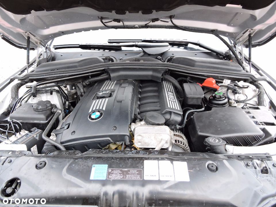 BMW 5 E61 Dane techniczne Silnik 530i Benzyna