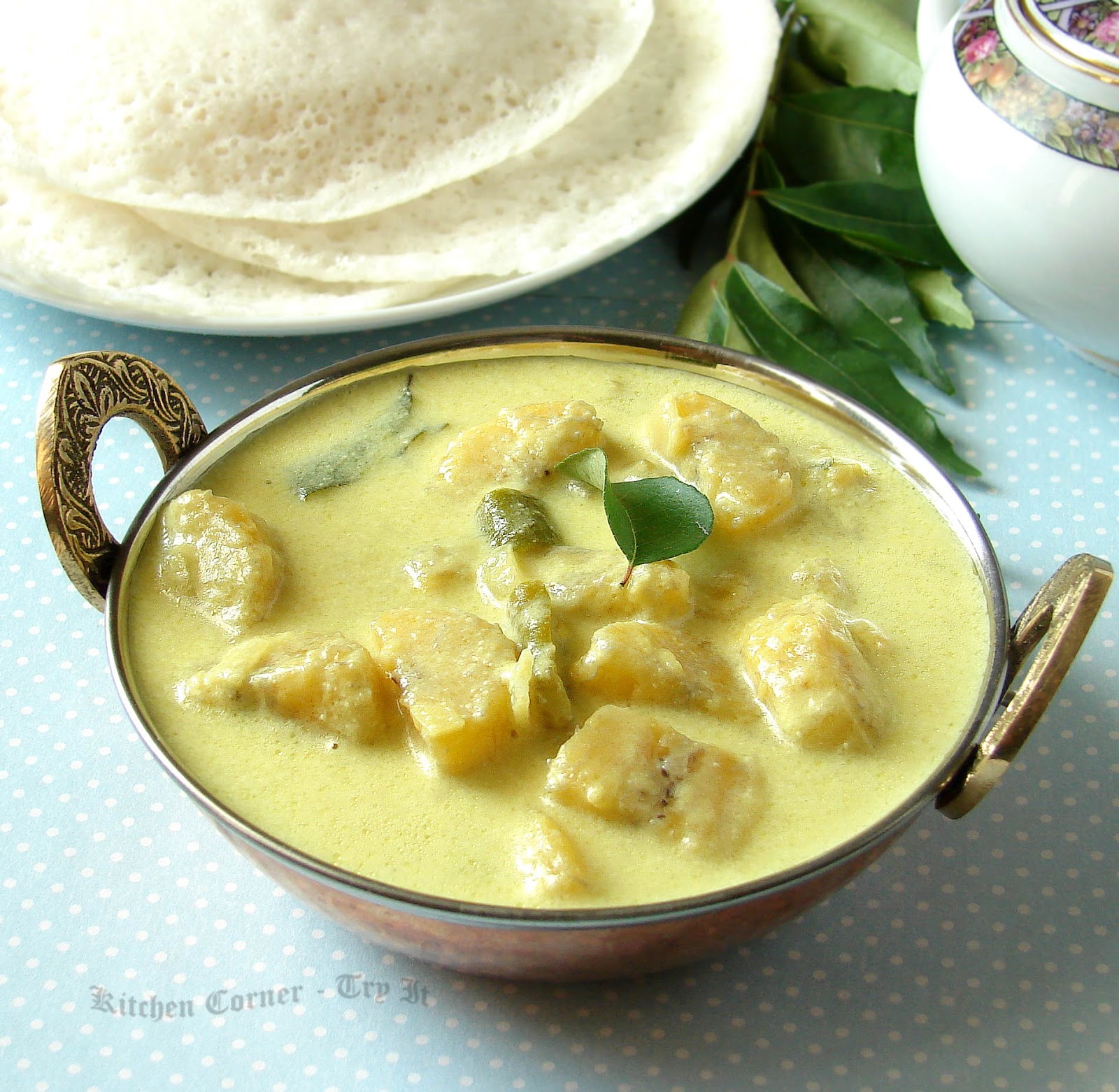Ethapazham Paal Curry