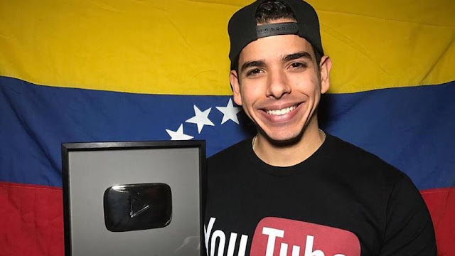 Youtube premia a un venezolano con un botón de plata