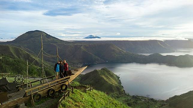10 Bali Baru: Danau Seluas Singapura di Sumatra Utara