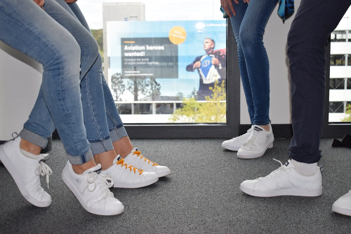 lufthansa sneakers