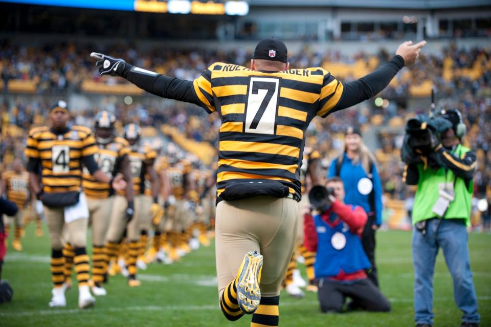 The Steelers n'at: Ugly Jerseys Beautiful Result: Steelers Win