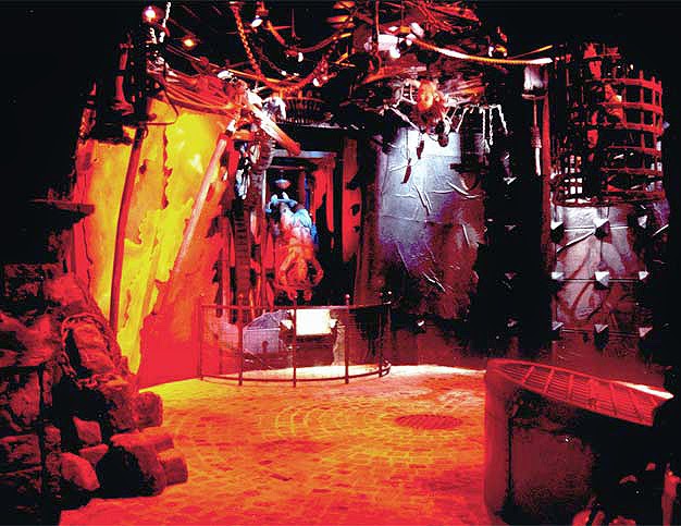 Damian Friends and Inspiration: Madame Tussaud's and the chamber of Horrors