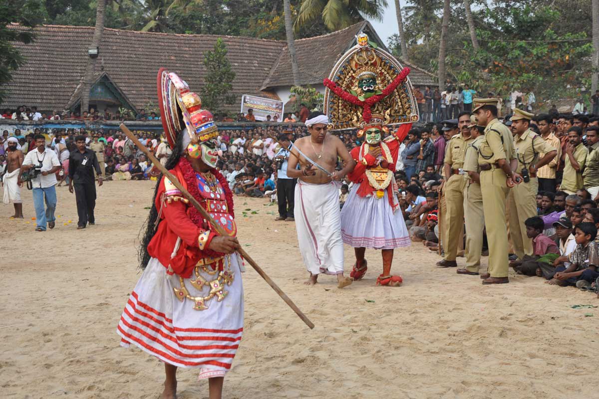 SARKARA DEVI TEMPLE: Sarkara Photos