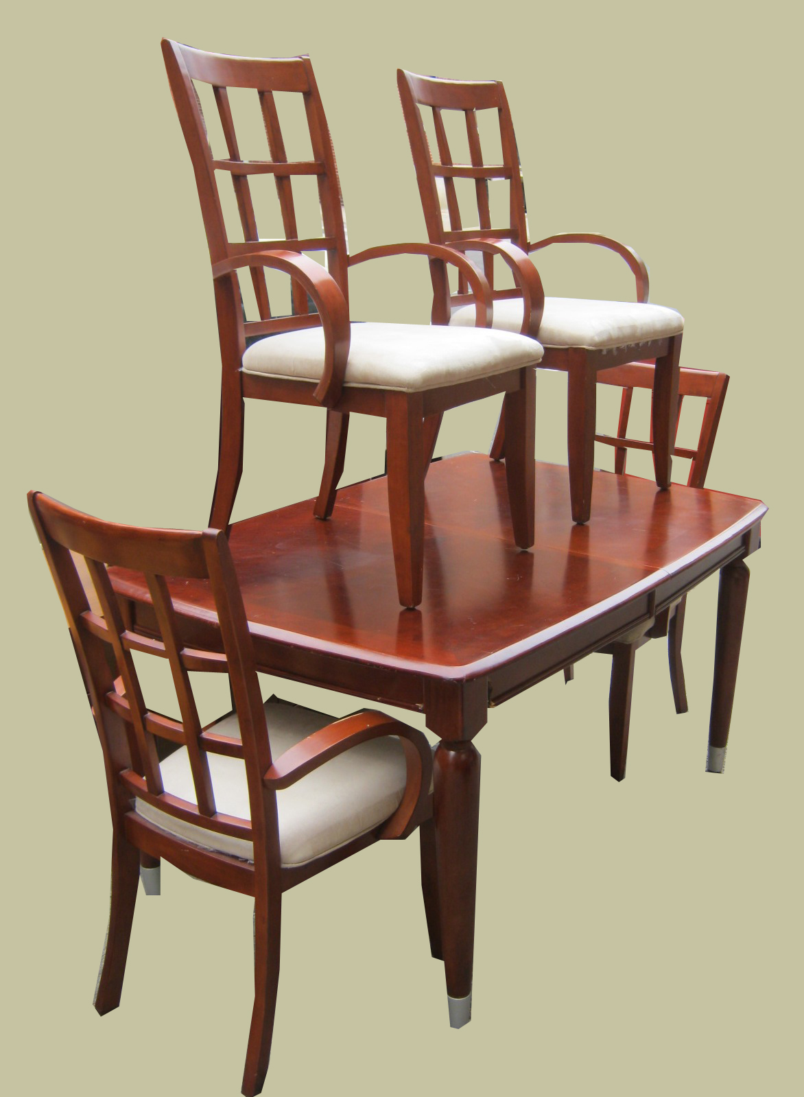 Uhuru Furniture & Collectibles Dining Table w/4 Chairs SOLD