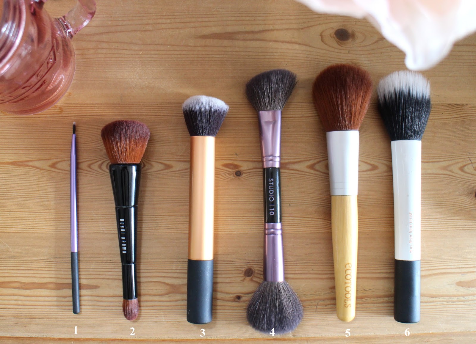 Top 6 Face Makeup Brushes Strawberry Blonde