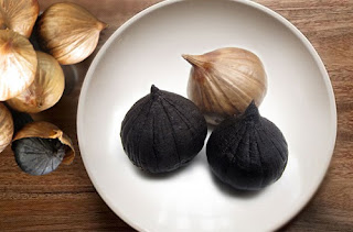 tỏi đen ngâm mật ong