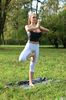 Jordan Carver yoga