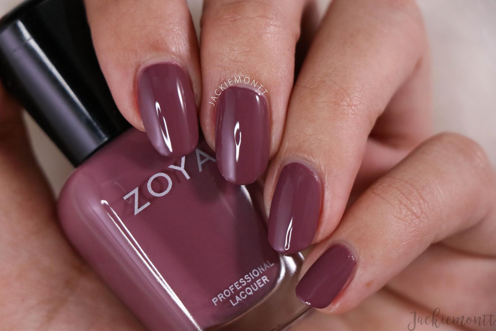 Zoya Holiday Gift Set Review & Swatches JACKIEMONTT