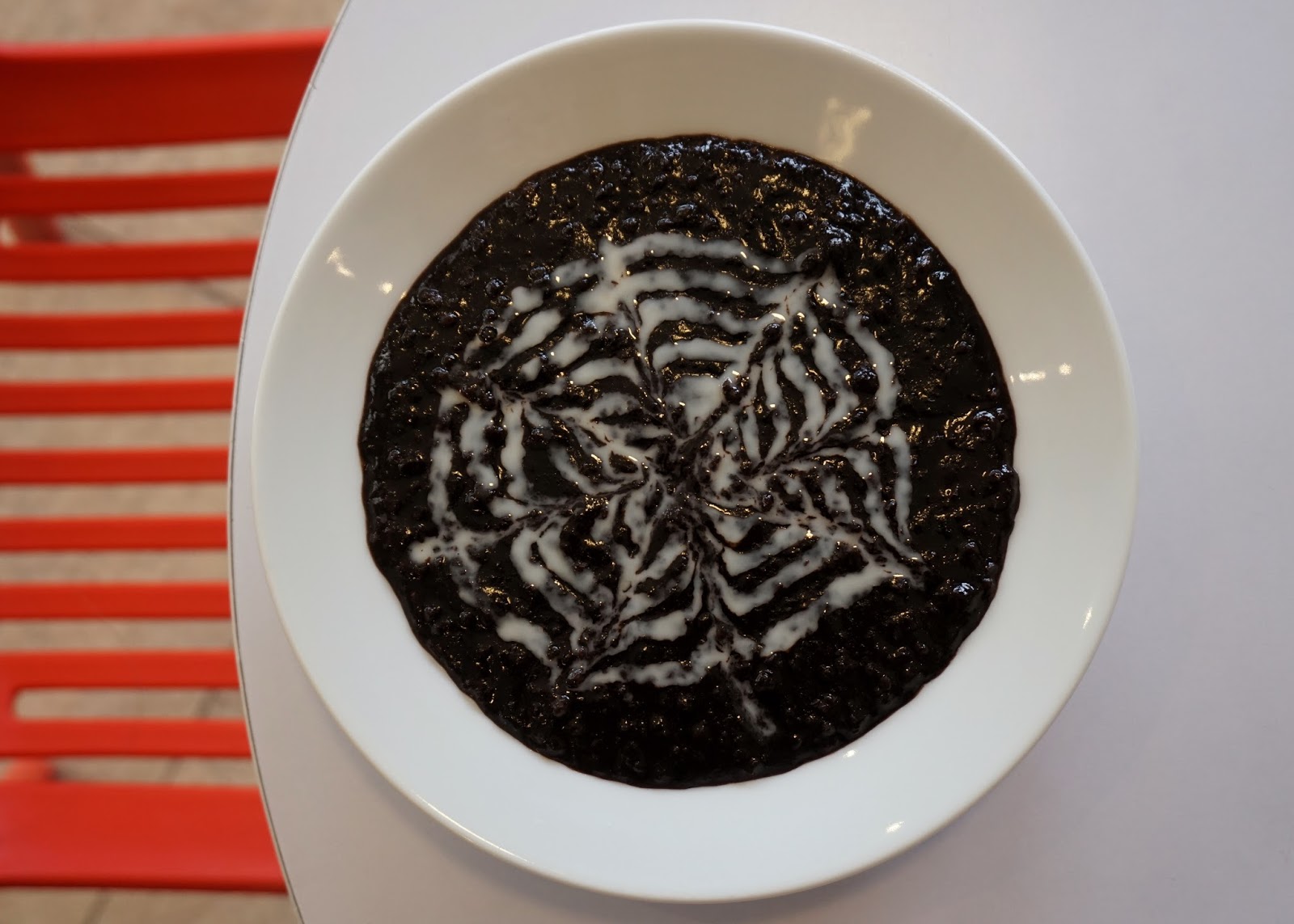 What Mary Loves Love at First Bite Tiny Teapot Bakery Cafe