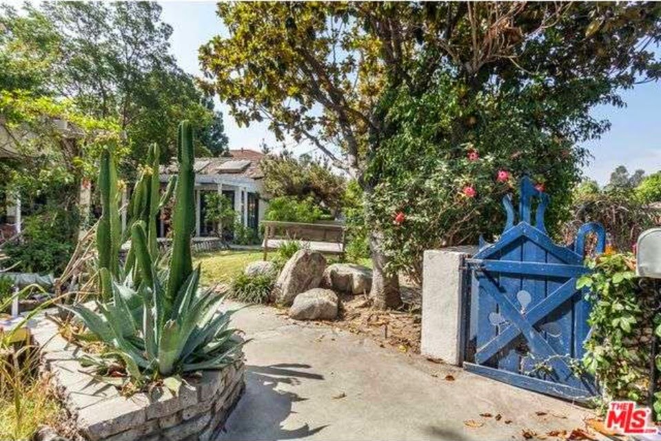 Former Toluca Lake Yacht Club Home Hits the Market San Fernando Valley Blog