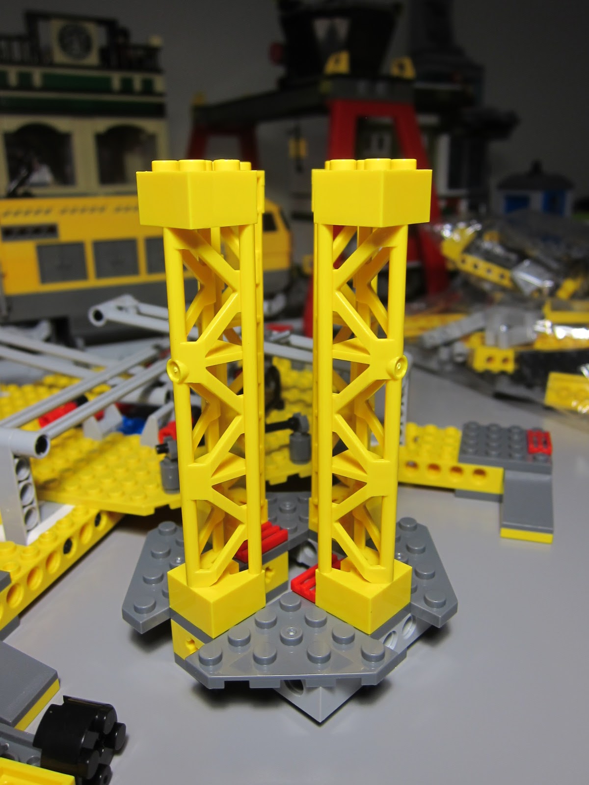 It's Not Lego: Lepin 02069 Not Lego Tower Crane Set Review - Part One