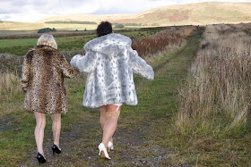 Parkplatzfick mit Frauen Autobahnsex und Rastplatz AO Dates Geile