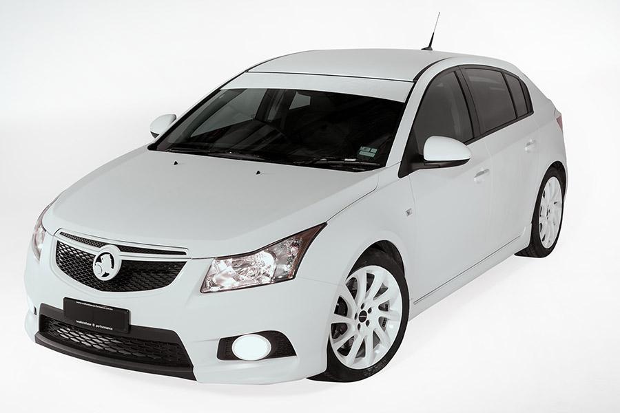 [Resim: Walkinshaw+Cruze+1.jpg]