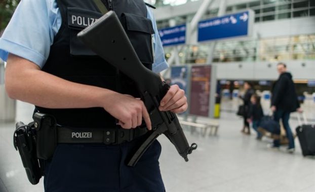 Κομισιόν: Εντός Σένγκεν οι έλεγχοι των Ελλήνων στα γερμανικά αεροδρόμια