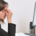 Κάθεσαι πολλές ώρες στον υπολογιστή; Δες τον πιο φυσικό τρόπο να καταπραΰνεις τα κουρασμένα μάτια σου
