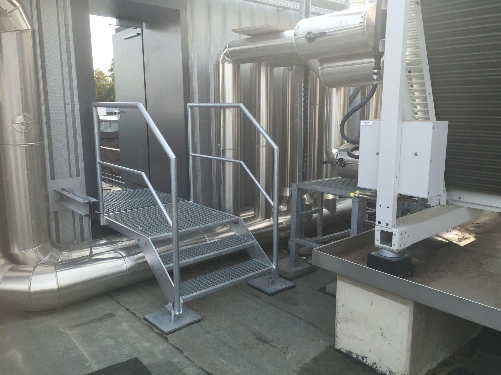 Treppe Gelander Abdeckungen Verkleidungen Frobel Metallbau