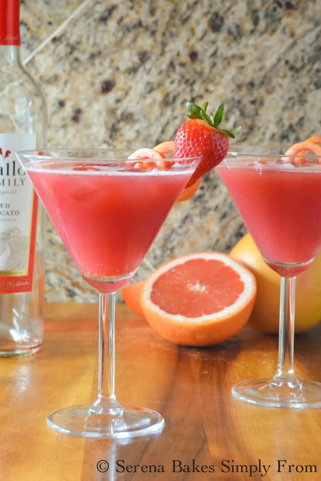 Sparkling Strawberry Grapefruit Moscato Punch is perfect for Easter or Mothers Day brunch.