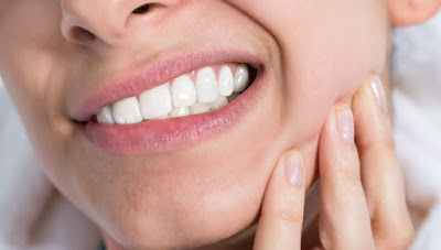 Riesgos, complicaciones y dolor de los implantes dentales