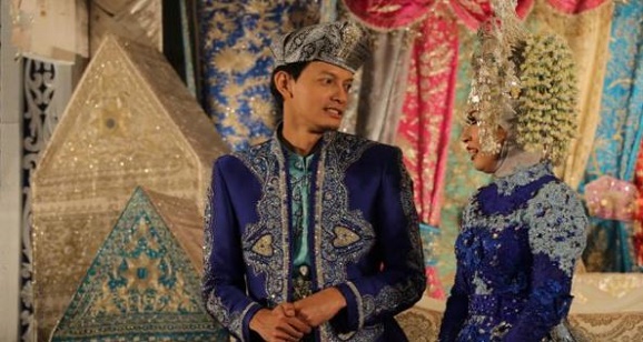 Fedi Nuril serta Vanny Widyasasti saat ini resmi jadi suami istri Itu Ungkapan Hati Raline Shah  