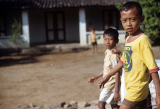 Soendoel Blog: Foto Jadul Magetan : Anak Anak dan Sekolah '81/'82