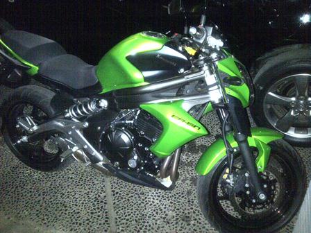 Крепление номера Kawasaki er6n