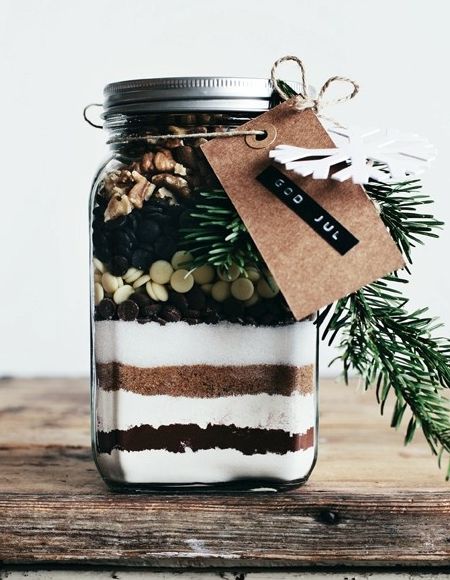 Christmas Gift in a jar - Homemade Brownie Mix