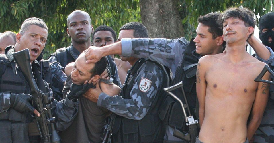 Blog Por Simas A OPERAÇÃO NA FAVELA DOS ANTARES E A MORTE DO CINEGRAFISTA