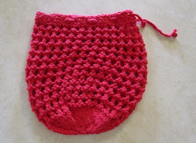 The Li'l Hayseed Blog: Knitted Drawstring Pouch Pattern