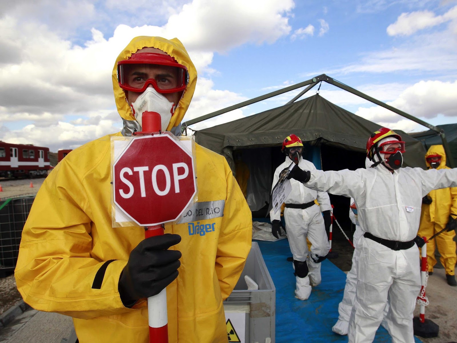 the real threat of nuclear smuggling Crime and nuclear-weapons proliferation: fighting crime and black market nuclear dealings: a very real threat nuclear smuggling in. the real threat of nuclear smuggling Crime and nuclear-weapons proliferation: fighting crime and black market nuclear dealings: a very real threat nuclear smuggling in.