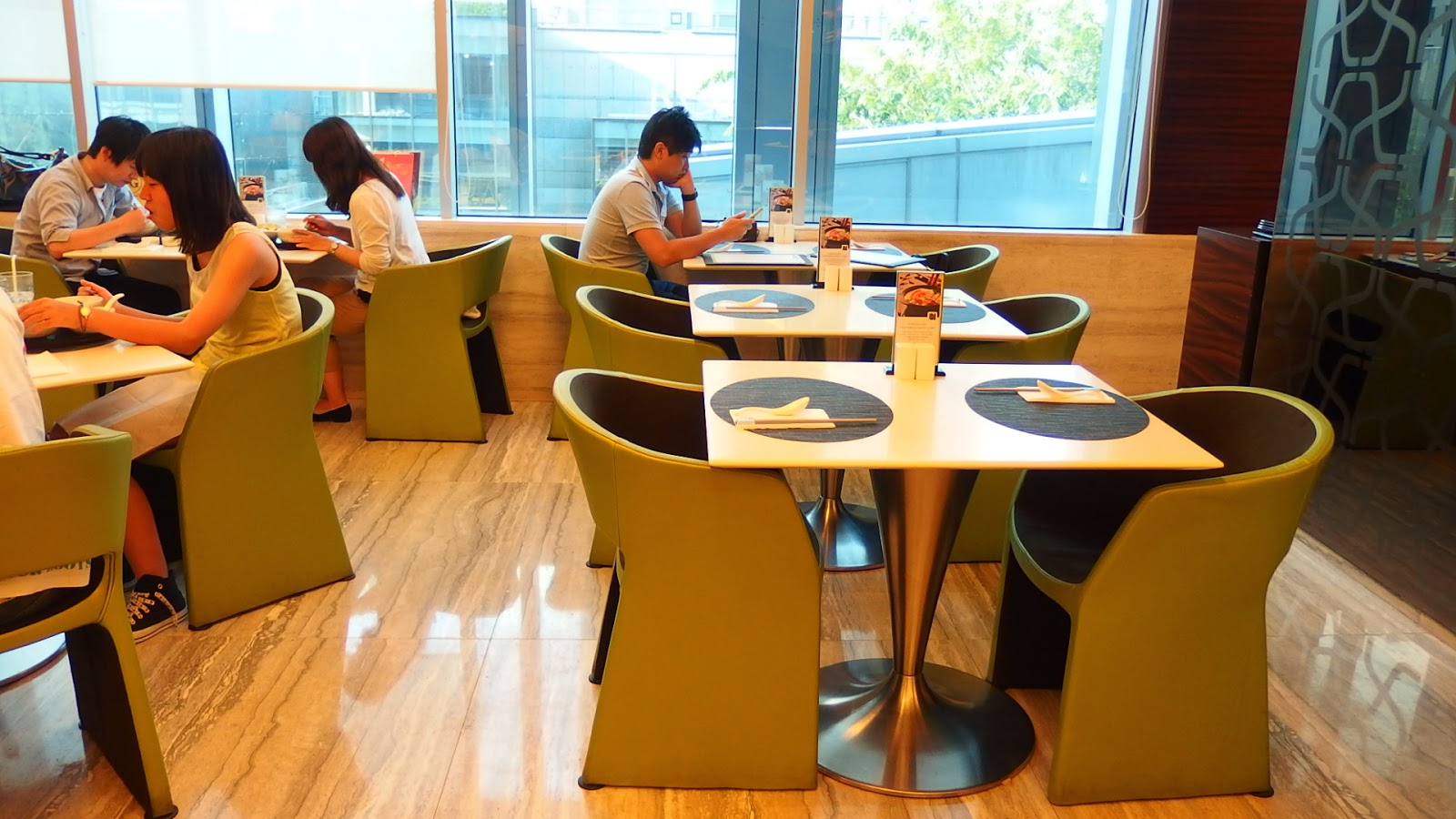 SuMMeR LoVes To Eat! Singapore Food Blog Chatterbox (333 Orchard Road