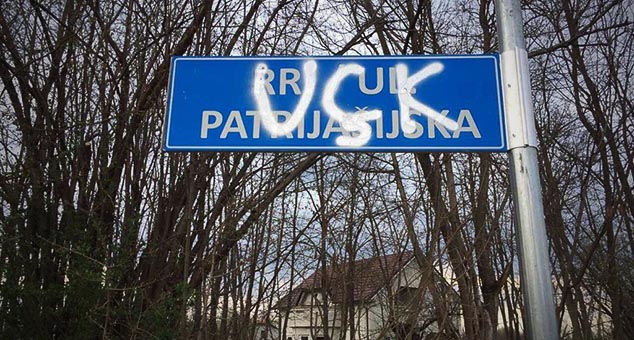 Гораждевац: Графит „УЧK“ уместо Патријаршијска улица #Kosovo #Metohija #Srbija #Goraždevac#Izdaja #Pretnja #UČK #UĆK #Šiptari
