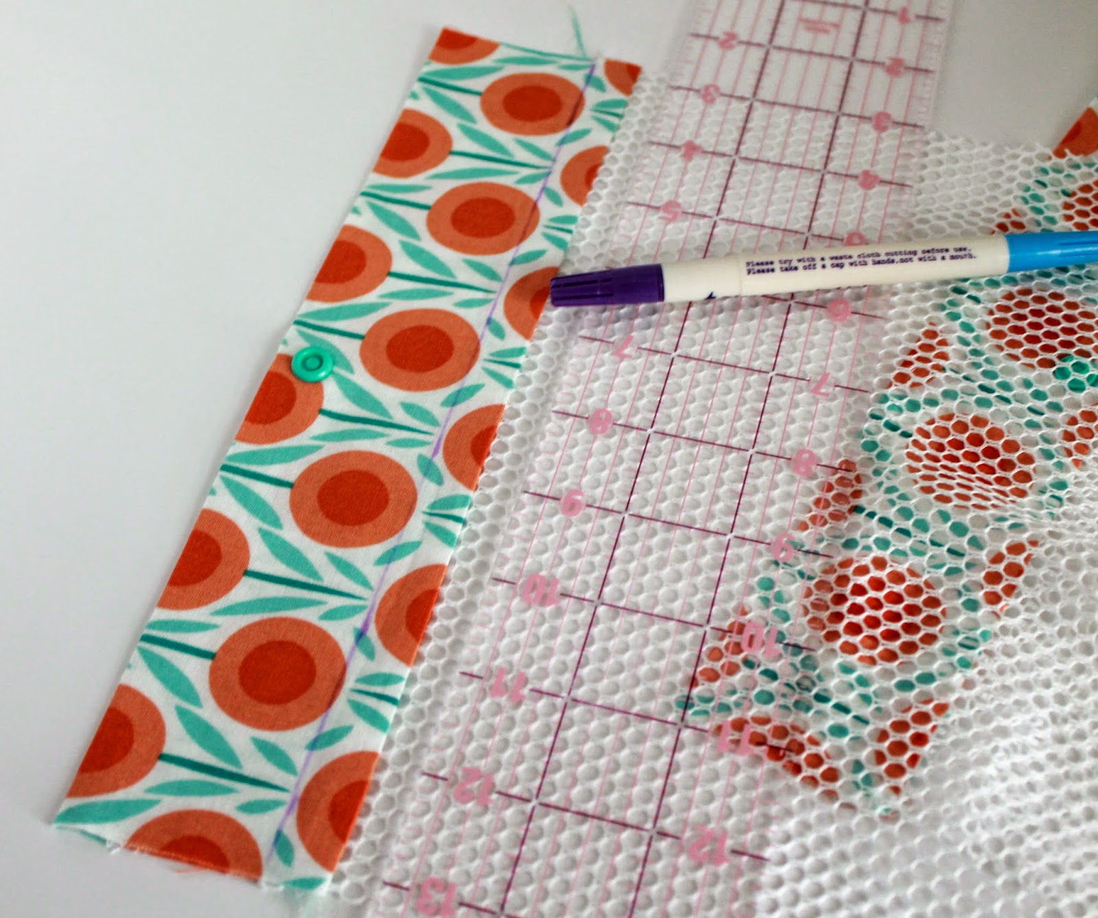 Simple Mesh Bag Tutorial | Step by step directions how to sew a mesh bag with a simple fold-over closure, no zipper. | The Inspired Wren