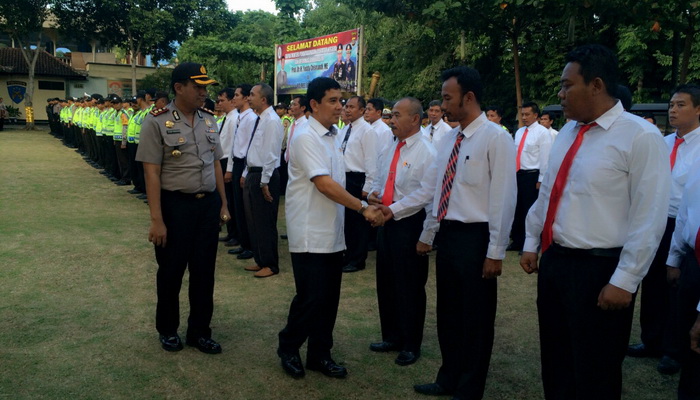 Menteri Yuddy Harapkan Destinasi Pariwisata Bali Dijaga
