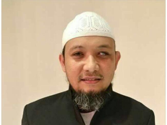 Penyidik KPK Novel Baswedan, Tetap Tersenyum Walau Mata Kirinya Kini Tak Lagi Melihat Penyidik KPK Novel Baswedan, Tetap Tersenyum Walau Mata Kirinya Kini Tak Lagi Melihat