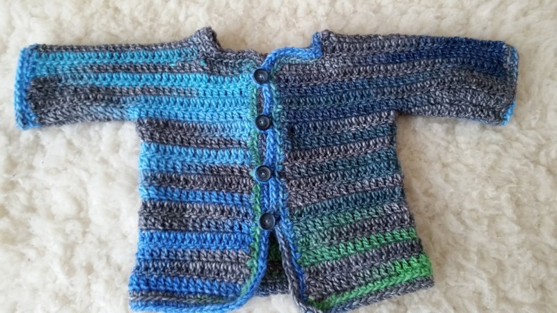 gratis haakpatroon babyvestje met capuchon