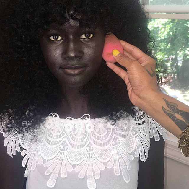 Punya Kulit Terhitam Didunia, Khoudia Diop Malah Jadi Model Terkenal Punya Kulit Terhitam Didunia, Khoudia Diop Malah Jadi Model Terkenal
