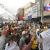 Multidão protesta em Caruaru