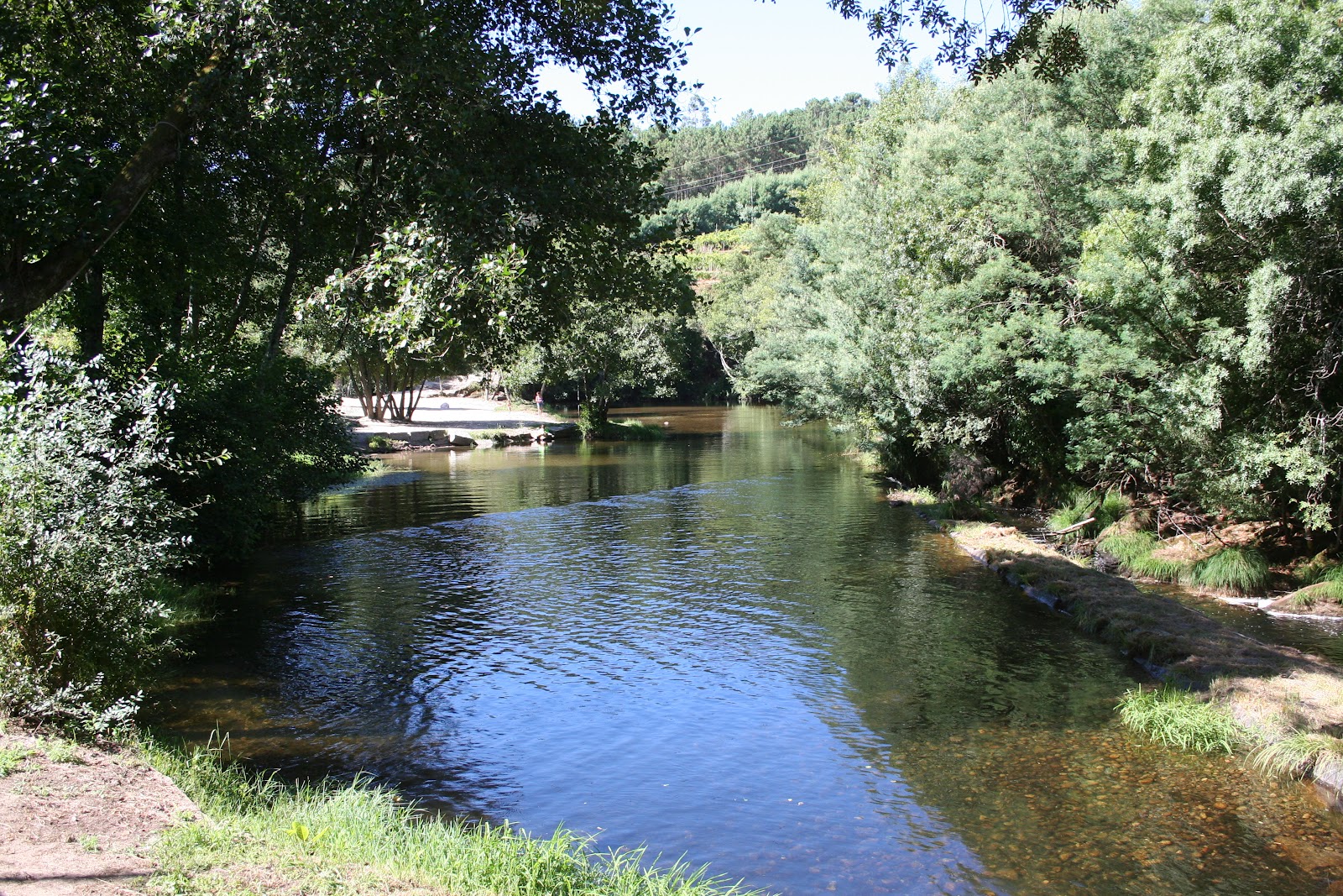 Anabela Magalh\u00e3es: Praia Fluvial de Rio Mouro