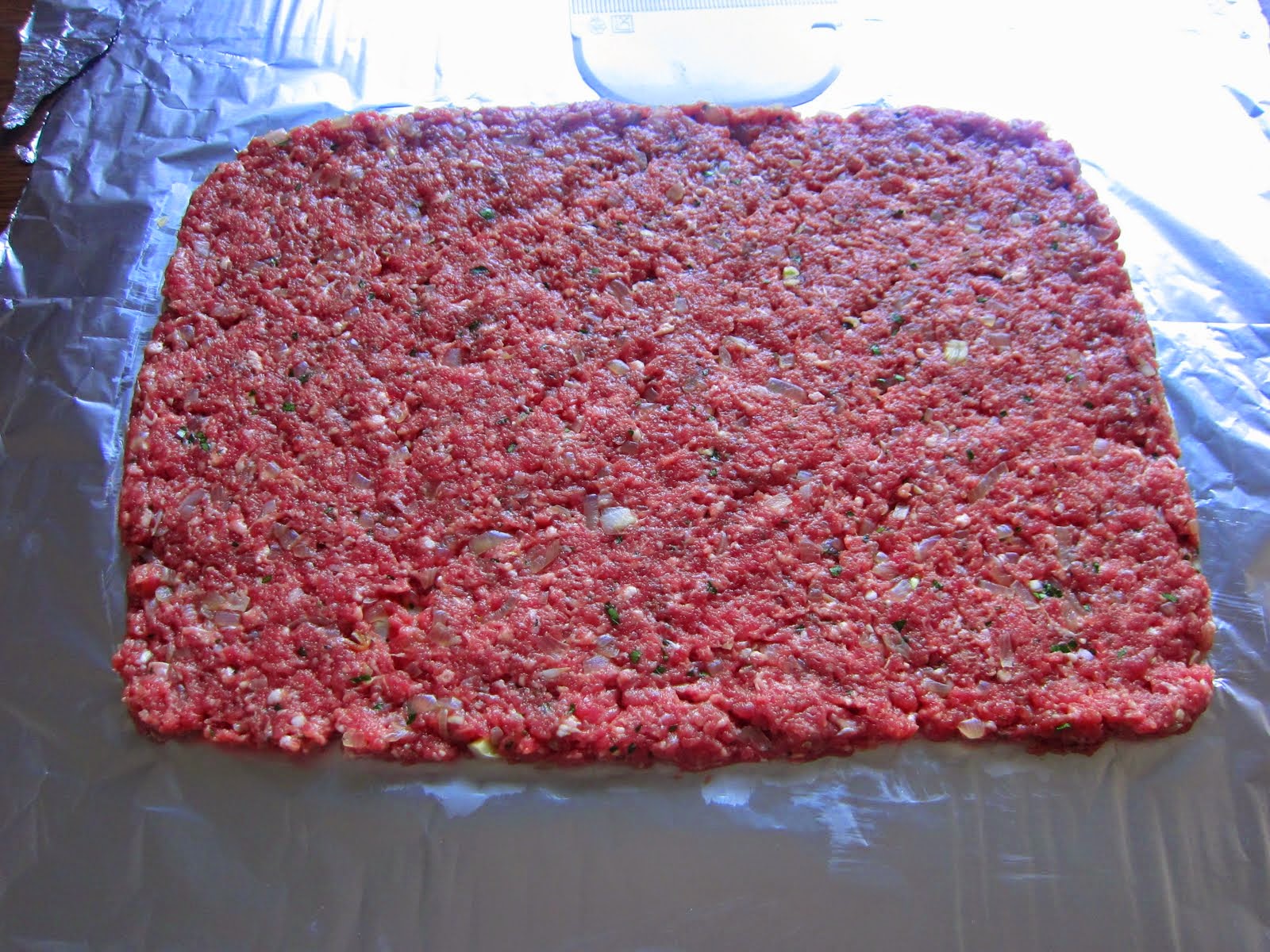 Una pincelada en la cocina: rollo de carne picada relleno