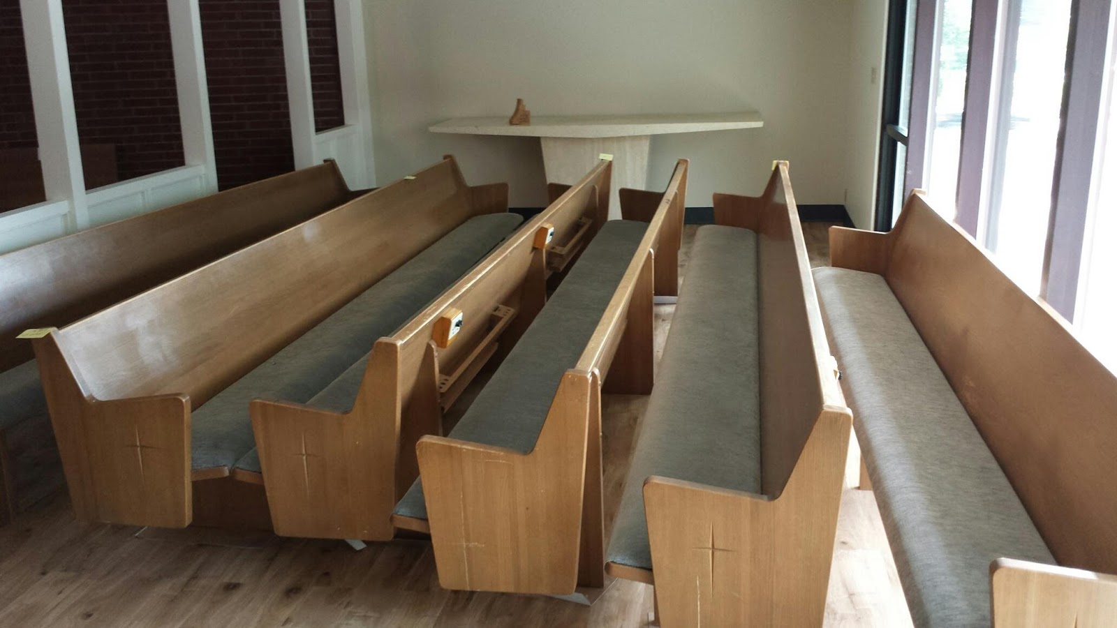 Shoreline Area News: Oak pews available for FREE from Ronald United